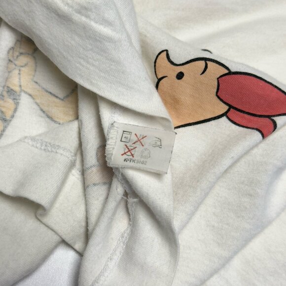 Vintage Tokyo Disneyland T Shirt White Winnie The Pooh Medium 20.5x25.5 - Picture 10 of 13
